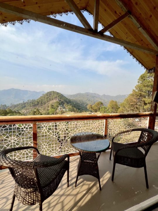 Balcony Valley View – 180° Degree 